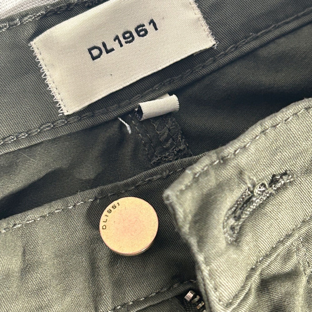 Gwen Olive Cargo Pants - Picture 6 of 11